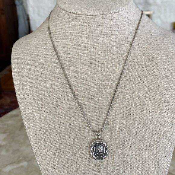 Pyrrha Squirrel Talisman 925 Sterling Silver - Picture 4 of 12